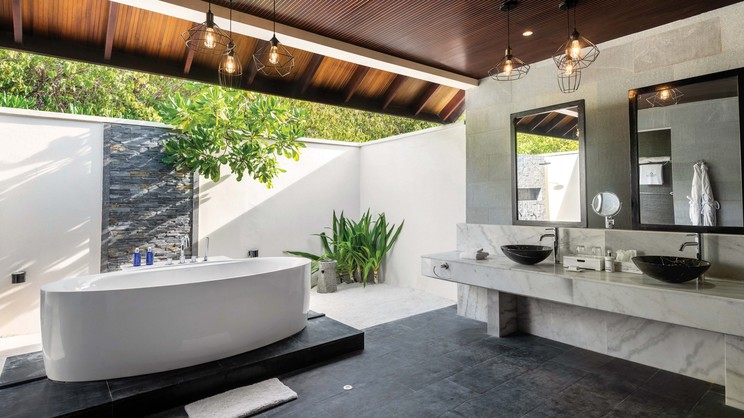 Kanifushi Beach Villa with Pool